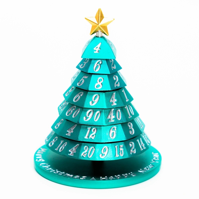Aluminum Christmas Tree Dice Set: Cyan