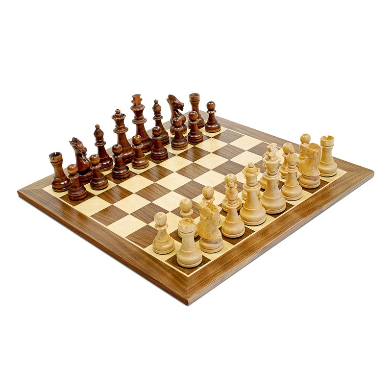 Chess by Wood Expressions (15 Walnut)